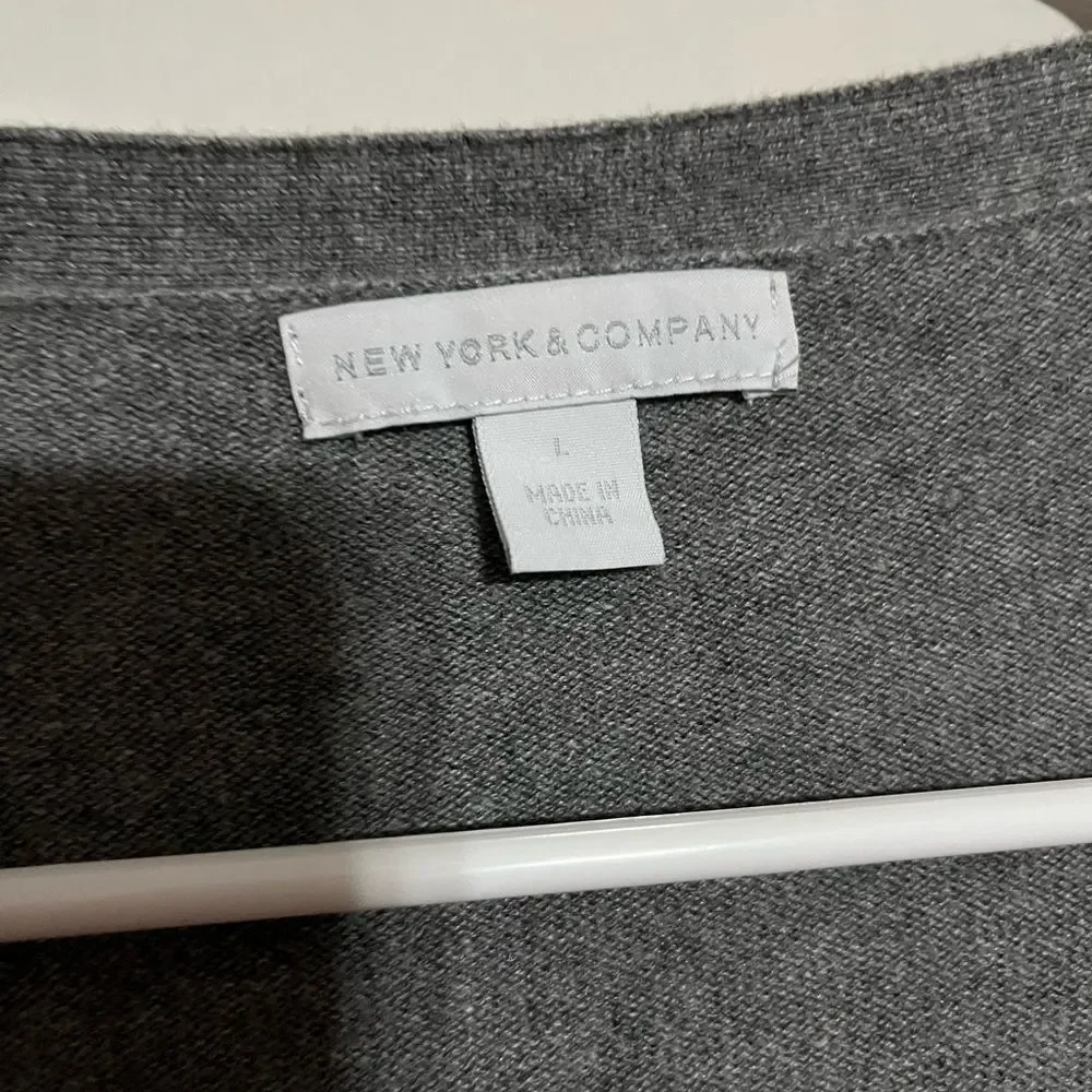 New York and Company Gray Cardigan - Picture 3 of 5